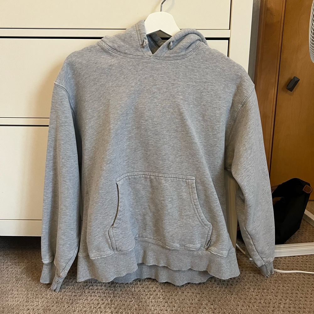 Aritzia TNA Heather Chrome Gray Boyfriend Hoodie